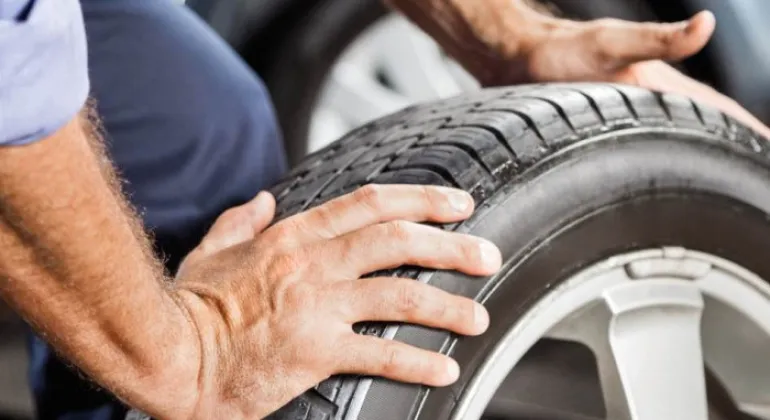 Mitos atau Fakta, Ban Mobil Harus Istirahat Saat Dibawa Berkendara Jauh?