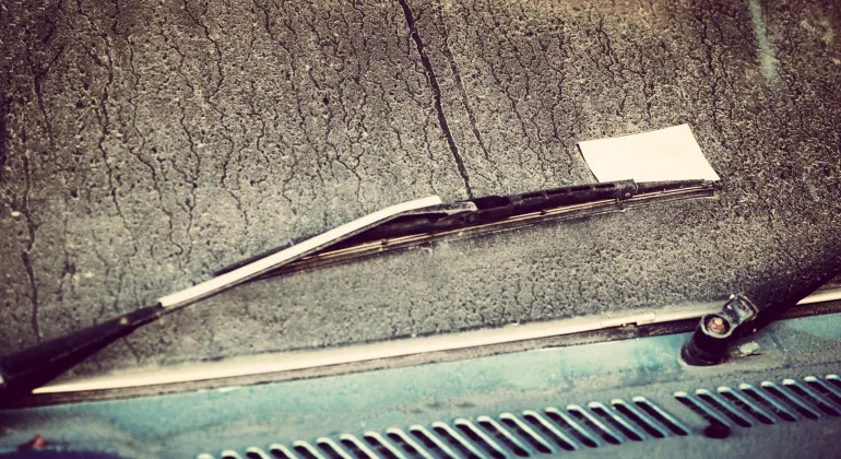 Pentingnya Wiper Mobil di Musim Hujan: Jangan Anggap Remeh!