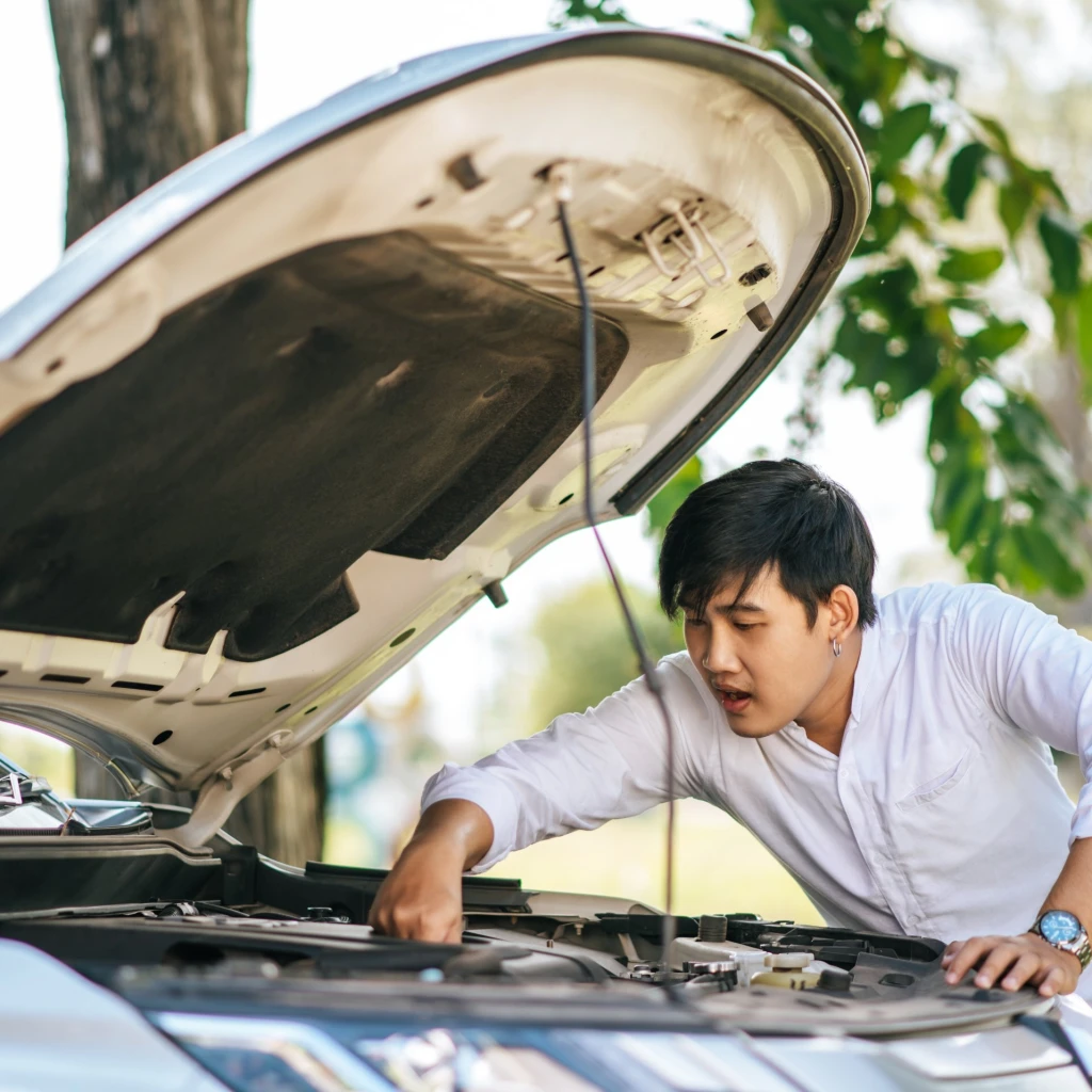 3 Kebiasaan Sepele yang Bisa Bikin Mesin Mobil Cepat Rusak